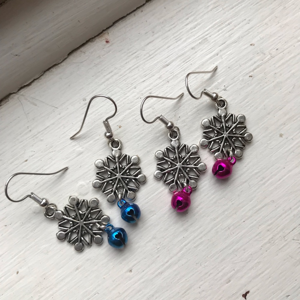 2 Pairs 🎄Handmade Christmas Snowflake & Bell Earrings